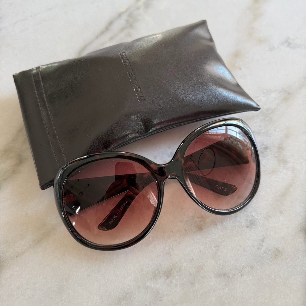 Michael Kors Black/Brown Tortoiseshell Sunglasses with Brown Gradient Lenses